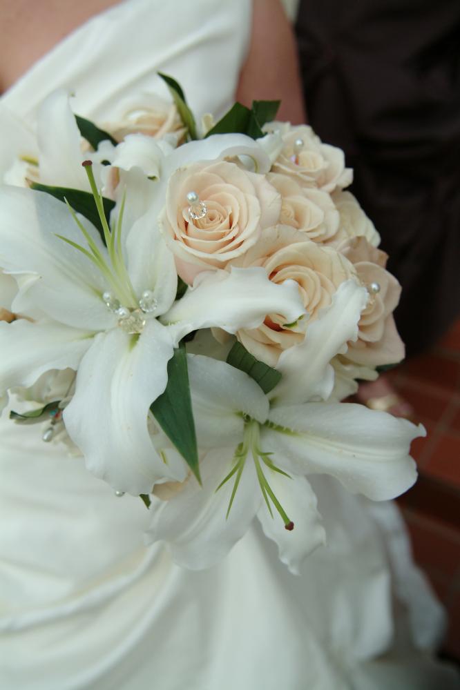lilies in bridal bouquet fayetteville arkansas